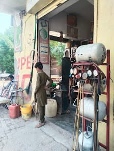 Asif auto electronics & car A/C — workshop photo 2, Faisalabad, Faisalabad