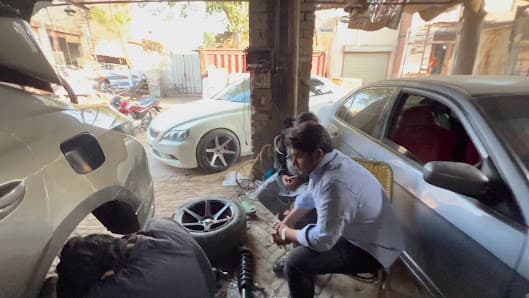 Car modification accessories — workshop photo 2, Faisalabad, Faisalabad