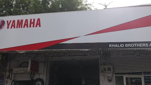 Khalid Brothers Auto Workshop — workshop photo 3, Gulberg, Faisalabad