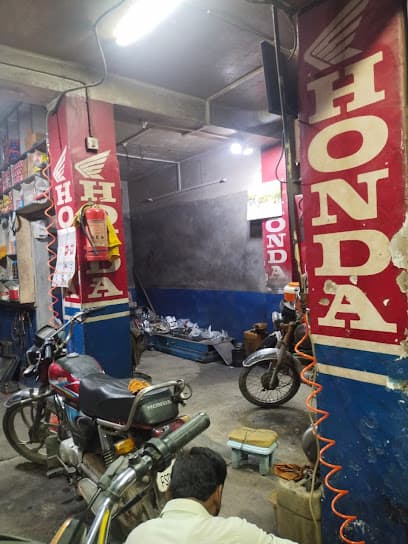Shafiq Autos - Honda Specialist — verified car workshop in Gulberg, Faisalabad, Pakistan