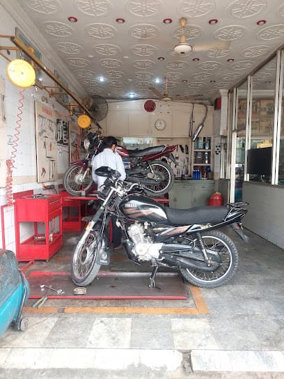 Yamaha 1S Service Station — verified car workshop in Gulberg, Faisalabad, Pakistan