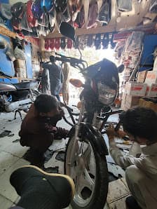 Bike mechanic F8 — workshop photo 2, F 8, Islamabad