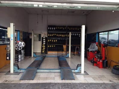 Broadway Auto Workshop — workshop photo 3, I 10, Islamabad