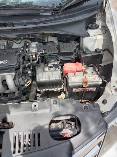 Fasil auto car work shop g8 markaz — verified car workshop in G 8, Islamabad, Pakistan