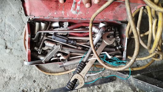 Nisar Car Mechanic and maintenance — workshop photo 3, F 7, Islamabad