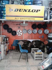Ali Brothers Tyres & Alignment Sharifabad — workshop photo 3, Gulberg, Karachi