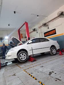 Gari Parts Express Service Center — workshop photo 2, Karachi, Karachi