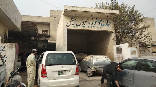 Abdullah Car Denter & Painter — workshop photo 2, C 2, Lahore