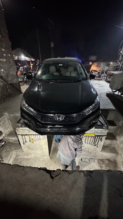 Baali Wheel Alighnment — verified car workshop in Lahore, Lahore, Pakistan