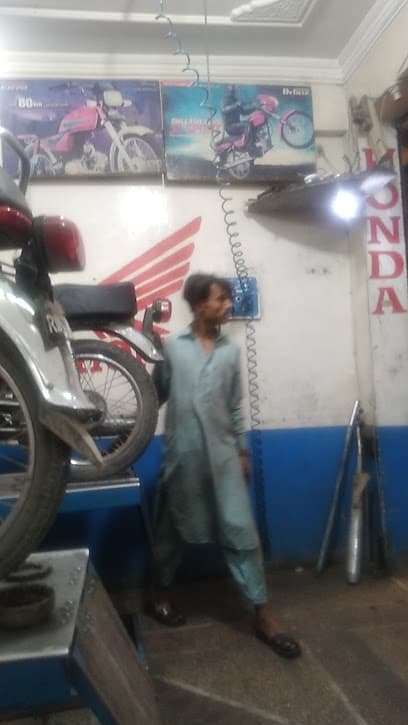 Al-Madina Autos Workshop — verified car workshop in Chaklala, Rawalpindi, Pakistan
